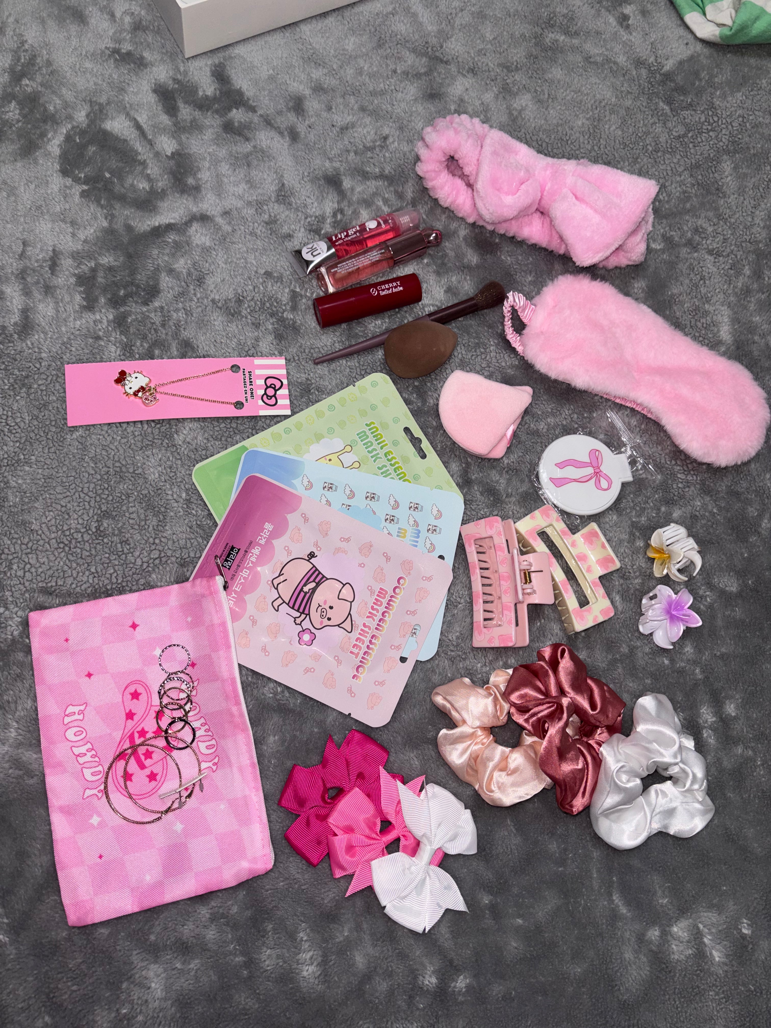 Mystery Beauty Scoop ✨ | Surprise Makeup & Skincare Bag | 10+ Cute Items | Gifts & Self Care Box